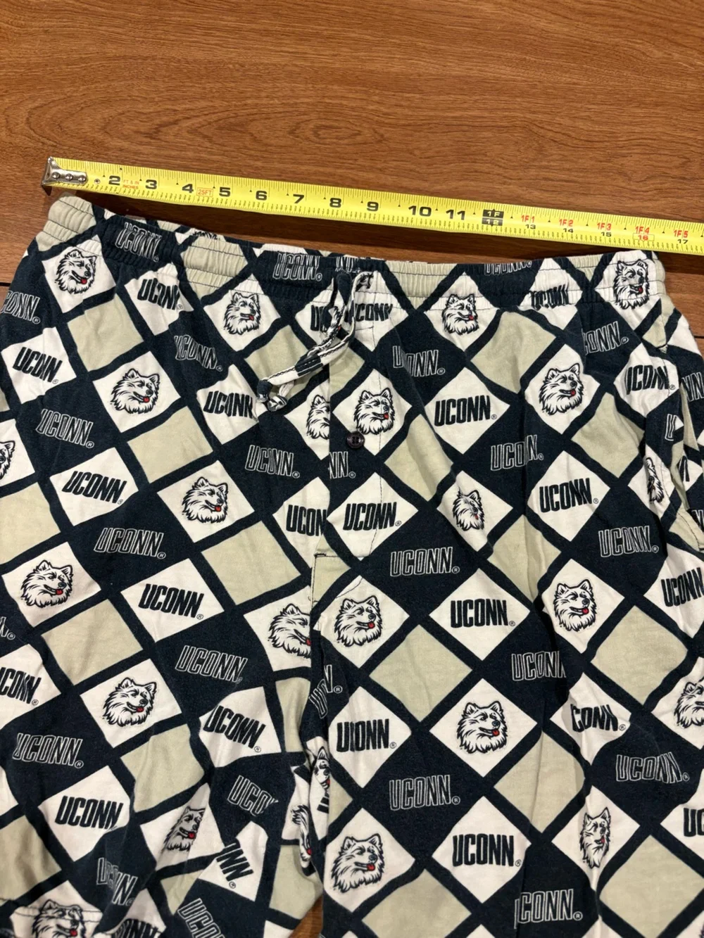 UConn Huskies Logo Print Lounge Boxer Shorts in Navy and Cream 100% Cotton